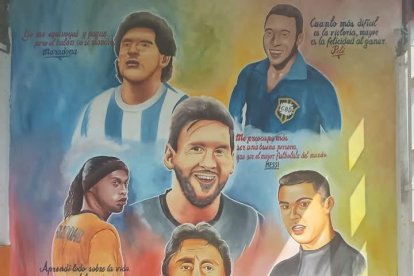 Figuras del deportes de talla mundial en las calles de San Rosa.