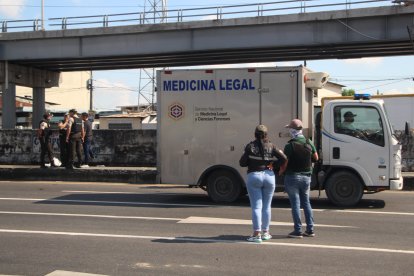 Por versiones ciudadanas, los policías conocieron que la víctima era un guardia de seguridad que trabajaba en una de las terminales portuarias del Trinipuerto