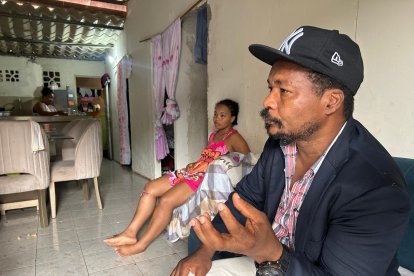 La madre del menor logró sobrevivir y regresó a su hogar para continuar con su tratamiento.