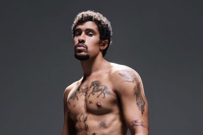 Bad Bunny también incursiona en el mundo del modelaje.