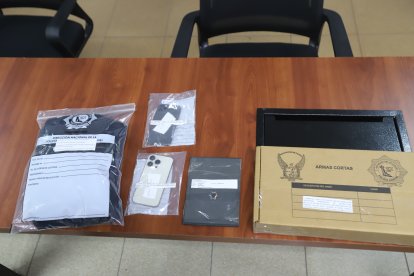 Evidencias halladas a los detenidos.