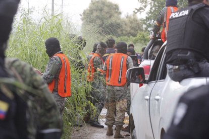 Hasta el sitio donde supuestamente dejaron a los menores llegaron las unidades.