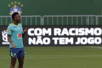 Vinicius Jr., figura de Brasil para recibir a Colombia.