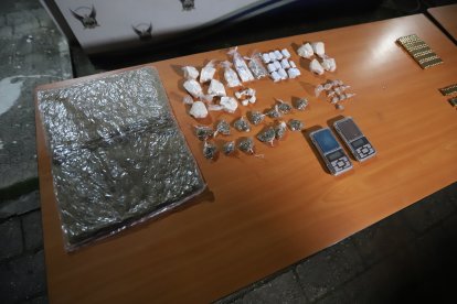 Lo incautado a los capturados.