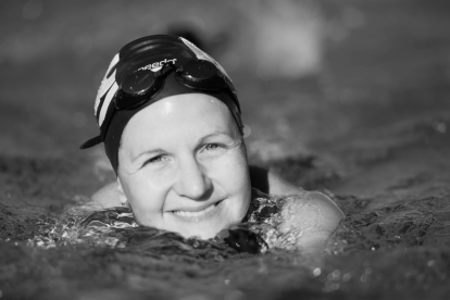 De exnadadora olímpica y medallista mundial a llevar su legado deportivo a la presidencia del Comité Olímpico Internacional