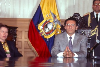 El expresidente Jamil Mahuad enfrentó una crisis económica que derivó en el feriado bancario y la dolarización del país.