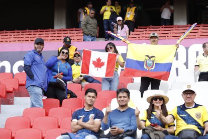 Ecuador vs Venezuela se disputó en el estadio Rodrigo Paz Delgado, con gran afición local.