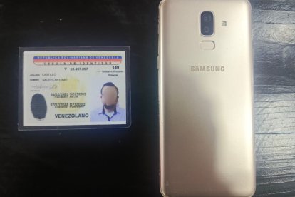 Al sospechoso le encontraron una cédula venezolana con su foto y otro nombre.