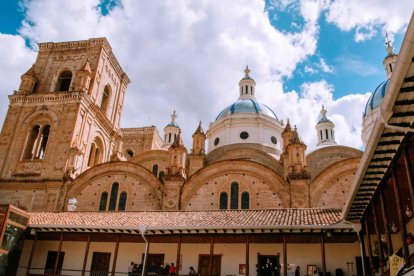 Vista de la Catedral de la Inmaculada Concepción en Cuenca.