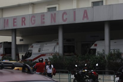 Así quedó el hospital del Niño durante el corte de luz.