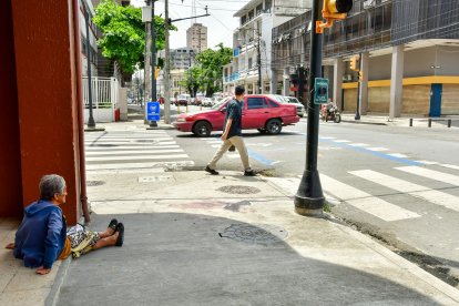 En el lugar todavía están las huellas del asesinato.