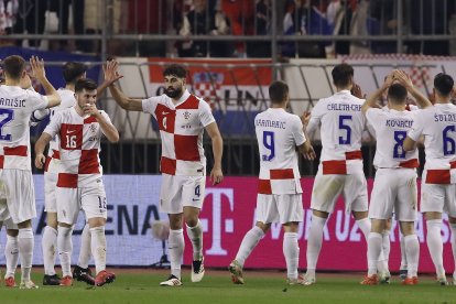 En los partidos de ida, Croacia ganó 2-0 a Francia.