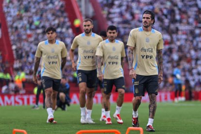 Argentina recibe a Brasil en las Eliminatorias Sudamericanas 2026.