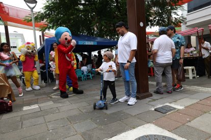Niños eran los más entretenidos en Ruta Centro.