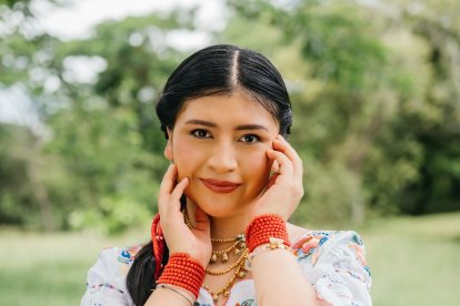 La joven estuvo en gira de medios para presentar su nueva producción junto a Ren Kai y Yilda.