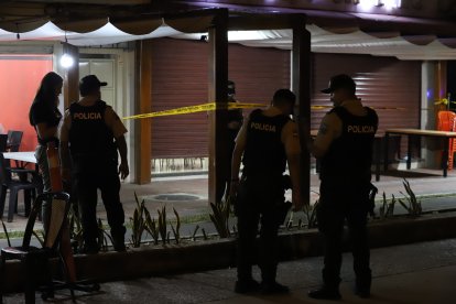 El hombre se encontraba acompañado de una mujer en el lugar del ataque.