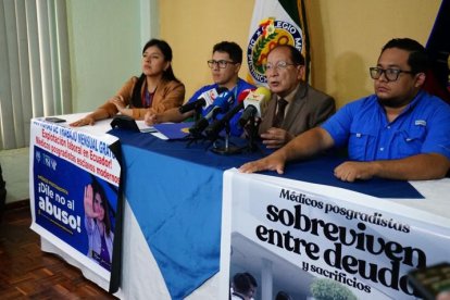 Los médicos posgradistas advierten que su situación se ha vuelto insostenible.