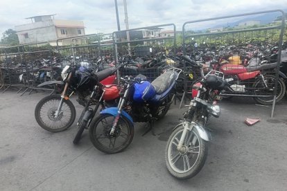 Entre las evidencias hay motos retenidas.