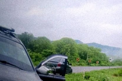 El vehículo en el que se movilizaba la víctima.