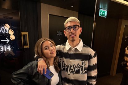 CHARLIZE Y JEREMY SARMIENTO

AG-EXTERNOS