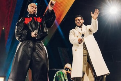 J Balvin y Ryan Castro en uno de sus conciertos con el tema de 'Parte & Choke'