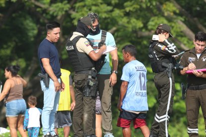 La Policía llegó al lugar de los hechos.