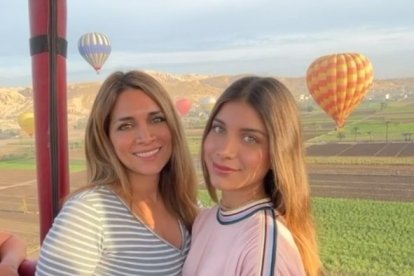 Gracias al trabajo de su mamá han logrado viajar a diferentes países.