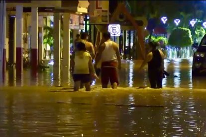 Varios sectores de Santa Ana se encuentran inundados por las recientes lluvias.