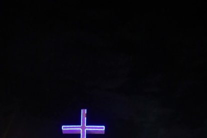 En el cantón Playas, la procesión de Viernes Santo se realiza en horas de la noche.