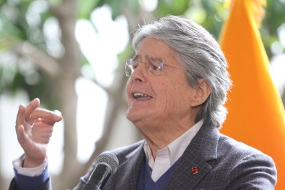 El expresidente Lasso entregará 20 mil dólares por semestres, en su programa de becas.