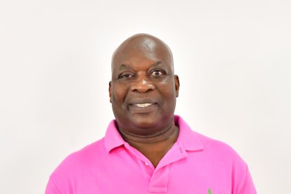 Lupo Quiñónez fue campeón con Barcelona en los campeonatos ecuatoriano de fútbol de 1985 y 1987.