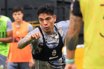 José Balza es una de las referencias en el ataque de Deportivo Táchira.