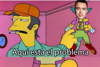 Meme de Daniel Noboa comparado con su padre, Álvaro.