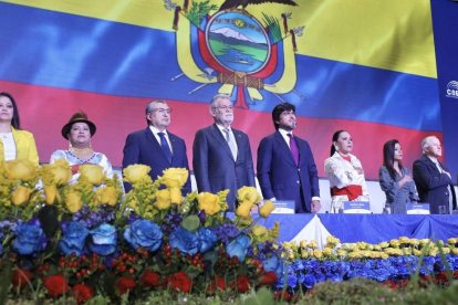 Exit Poll Ecuador 2025: Autoridades del CNE pidieron esperar resultados oficiales.