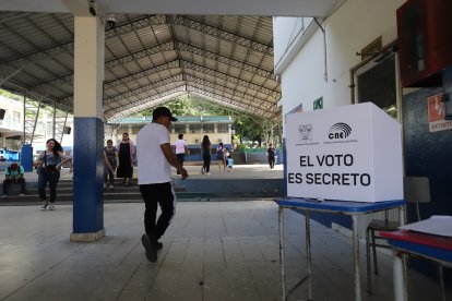 Los recintos electorales cerraron sus urnas a las 17:00 de este 13 de abril.