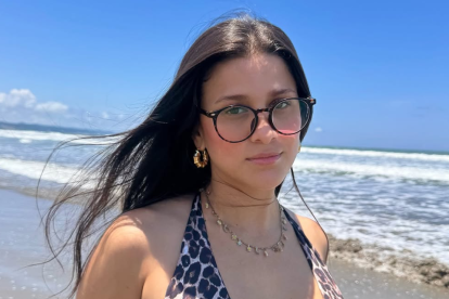 Elba González contó por qué no compartió su outfit de elecciones.