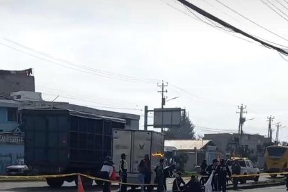 La Policía investiga más detalles del accidente de tránsito.