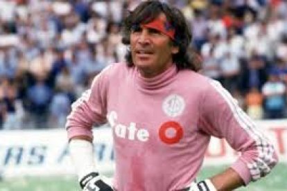 Hugo Gatti destacó con su controversial estilo.