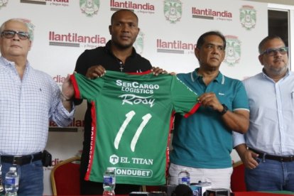 Anangonó llegó a Marathón en julio de 2024 por una temporada.