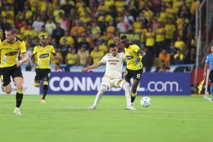 Barcelona perdió 1-0 contra Universitario.