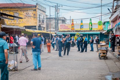 Agentes municipales ingresaron a La 18 la mañana del 22 de abril.