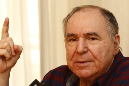 Abdalá Bucaram estuvo en coma por 10 días