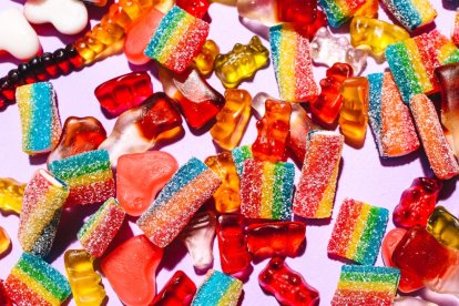 Los colorantes sintéticos están siendo evaluados por las autoridades sanitarias ecuatorianas.