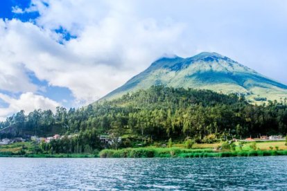 Las aguas del lago San Pablo, en riesgo por contaminantes, serán intervenidas mediante acciones sostenibles.
