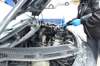 El auto en que estaban las armas.