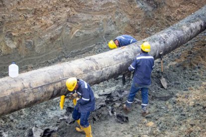 Petroecuador detuvo temporalmente el SOTE y la refinería de Esmeraldas para evaluar posibles daños