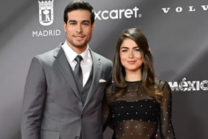 Danilo Carrera y Camila Velayos