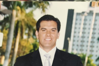 En Estados Unidos laboró en Telemundo y en otros medios.