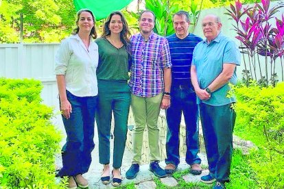 Magalli Meda, Claudia Macero, Pedro Urruchurtu, Omar González y Humberto Villalobos.