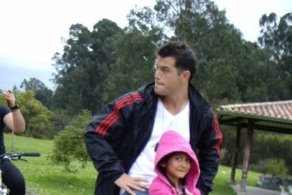 Daniel Betancourt incluso llevaba a Ariel de paseo en bicicleta cuando era pequeña.